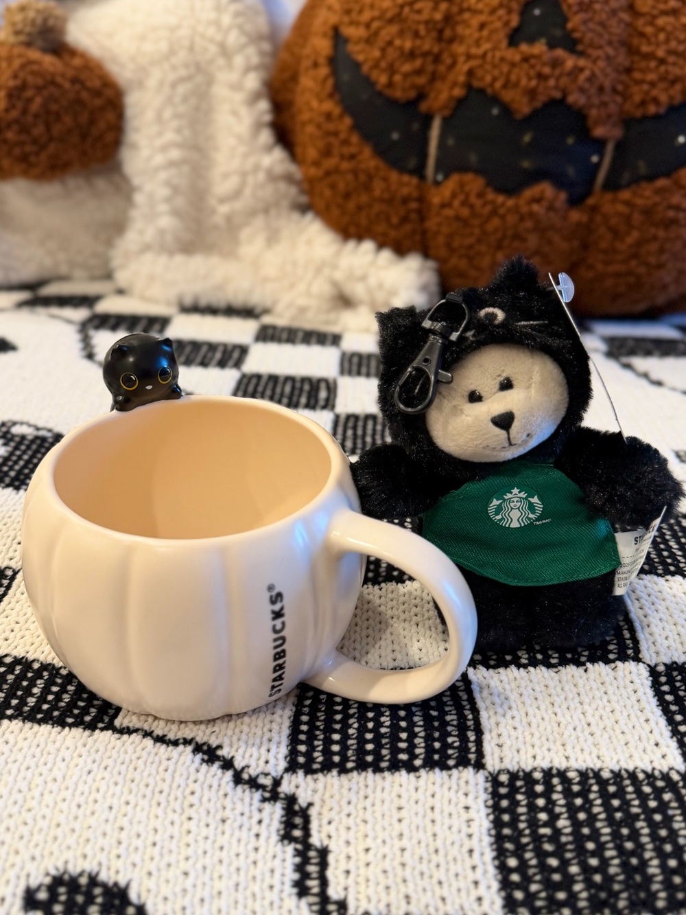 Starbucks Starbucks Halloween Black Cat Pumpkin Mug with Mini Black Cat Charm